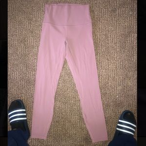 Lululemon Mauve pink 25’ Align Leggings